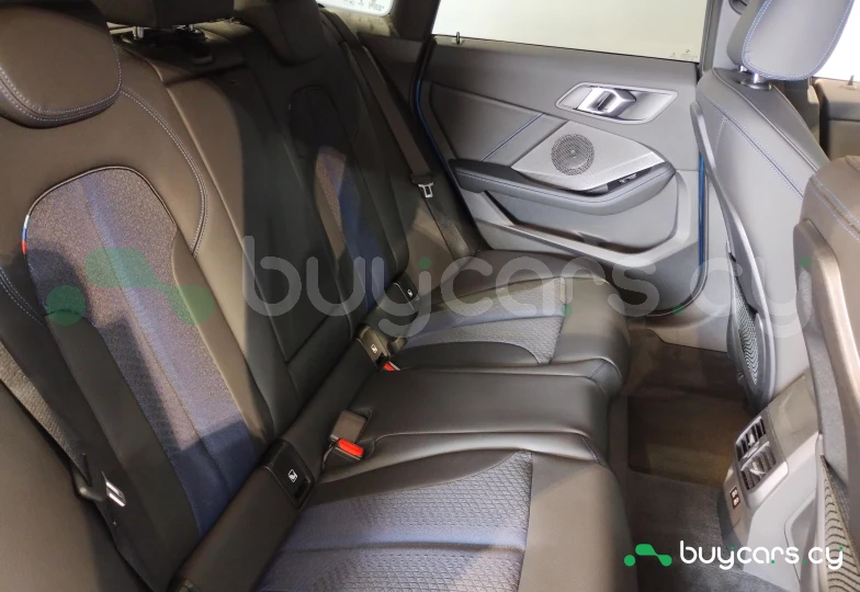 BMW 2 series Синий