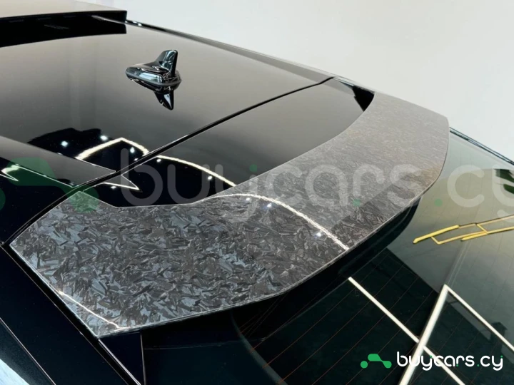 Lamborghini Urus Черный