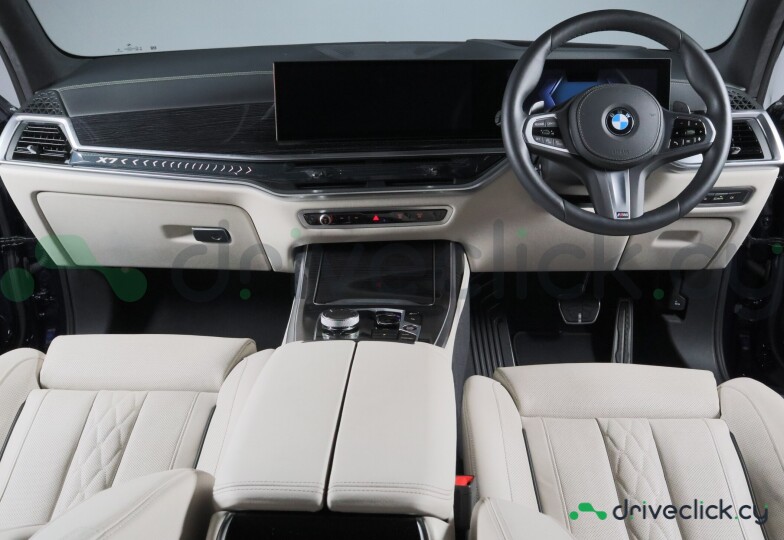 BMW X7 Blue
