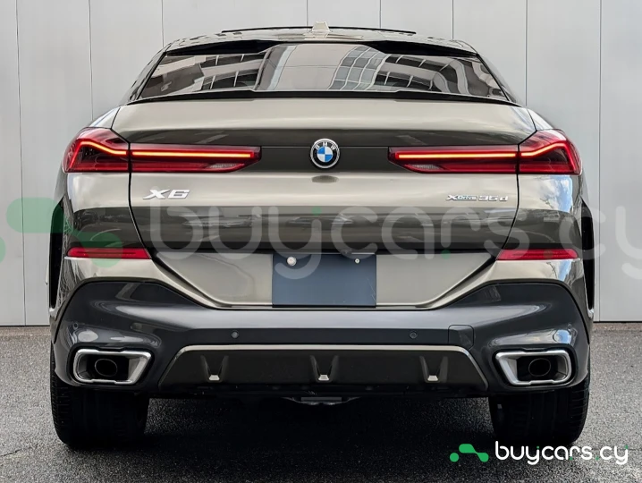 BMW X6 M Grey