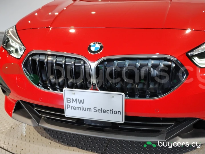 BMW 2 series Красный