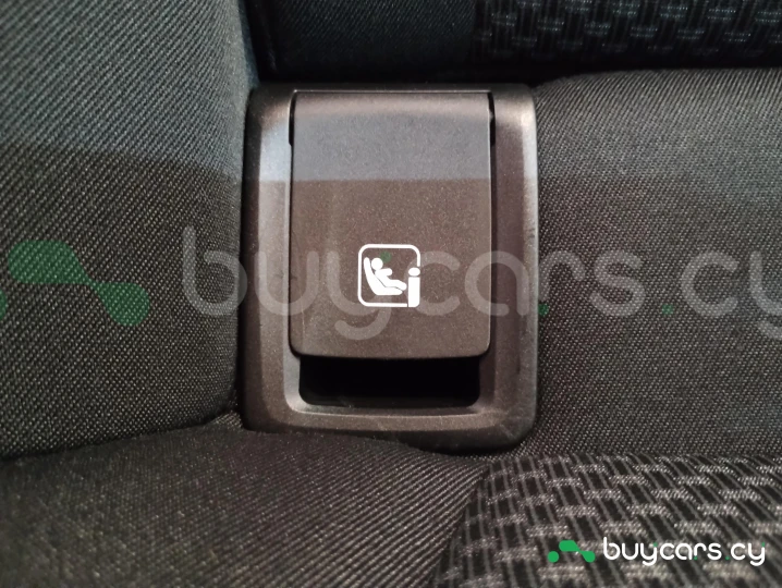 BMW 2 series Красный