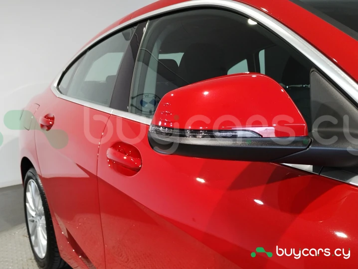 BMW 2 series Красный