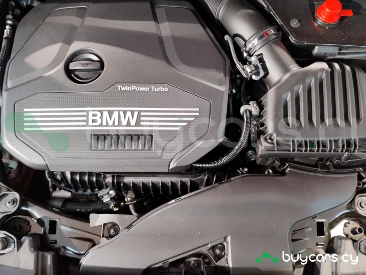 BMW 2 series Красный