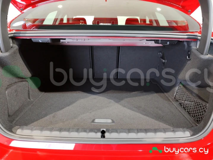 BMW 2 series Красный