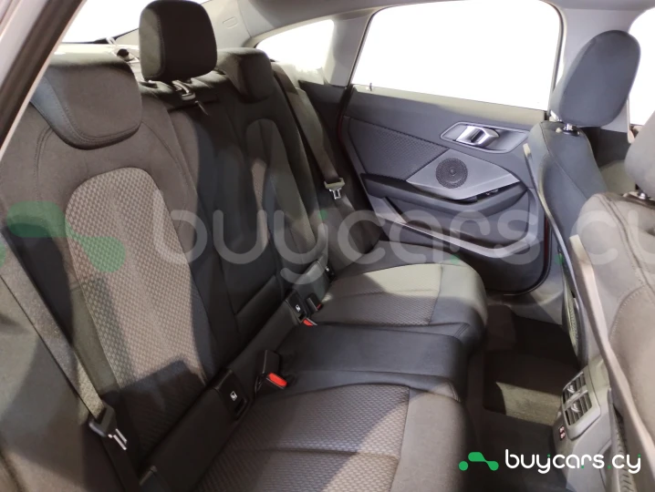 BMW 2 series Красный