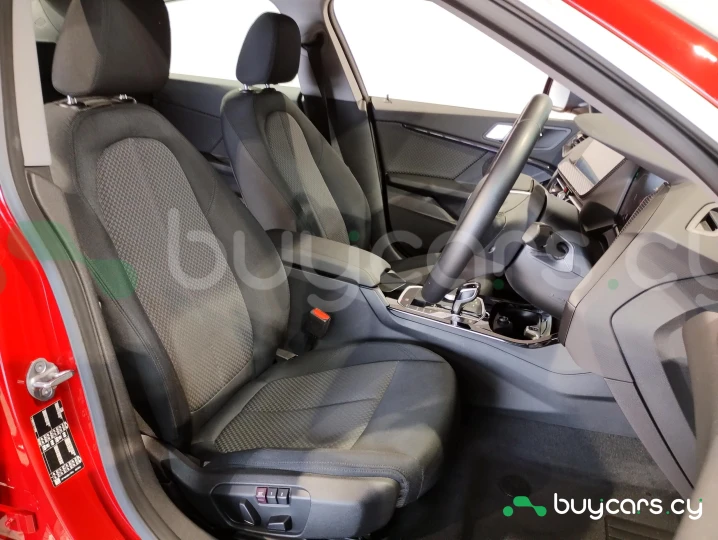 BMW 2 series Красный