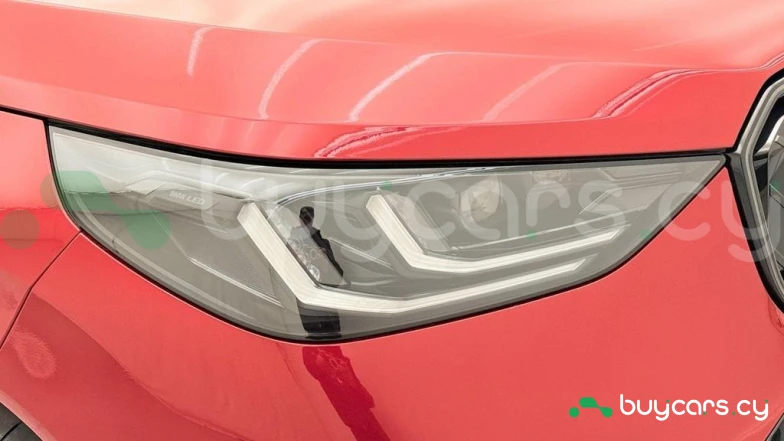 BMW X3 Красный