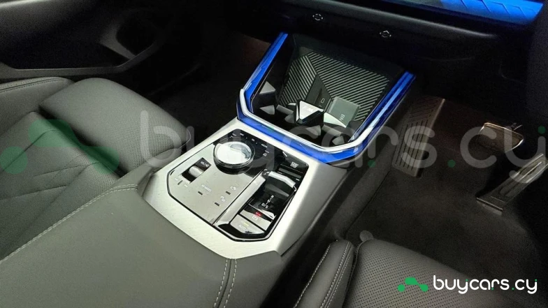 BMW X3 Красный