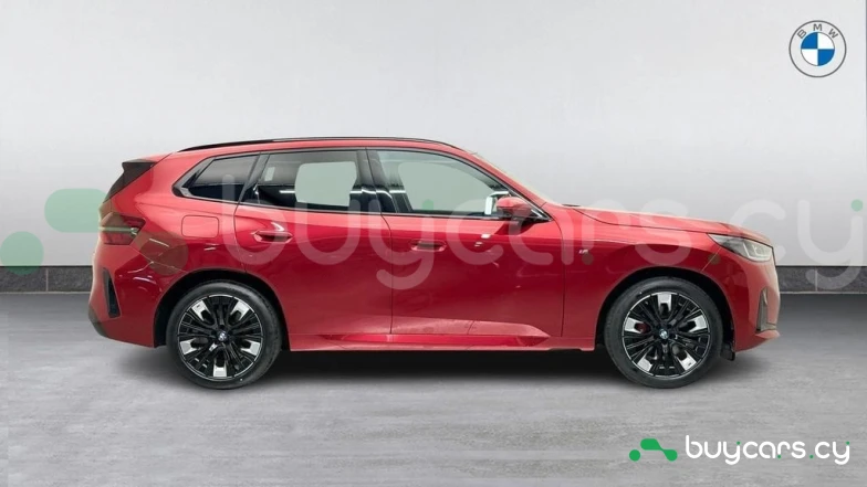 BMW X3 Красный