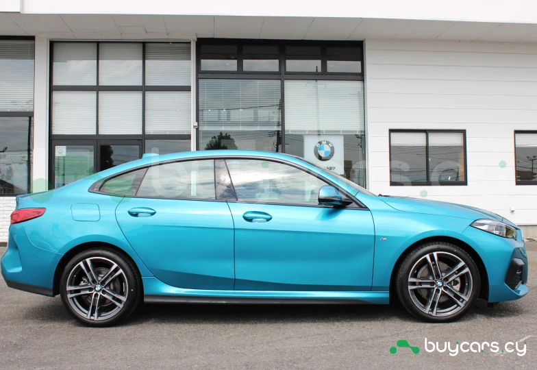 BMW 2 series Бирюзовый