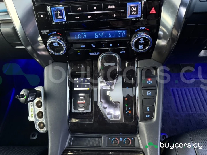 Toyota Alphard Black