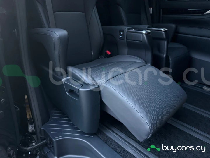 Toyota Alphard Black