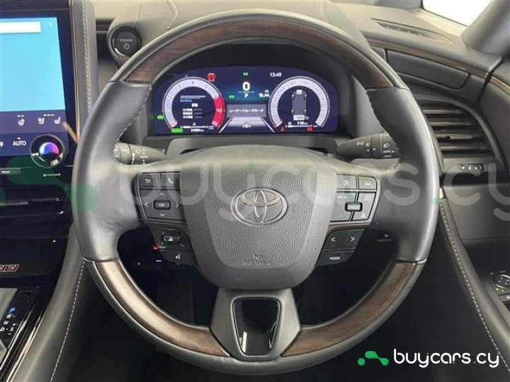 Toyota Alphard White