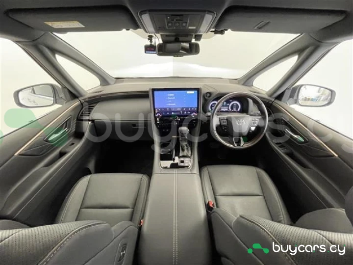 Toyota Alphard White