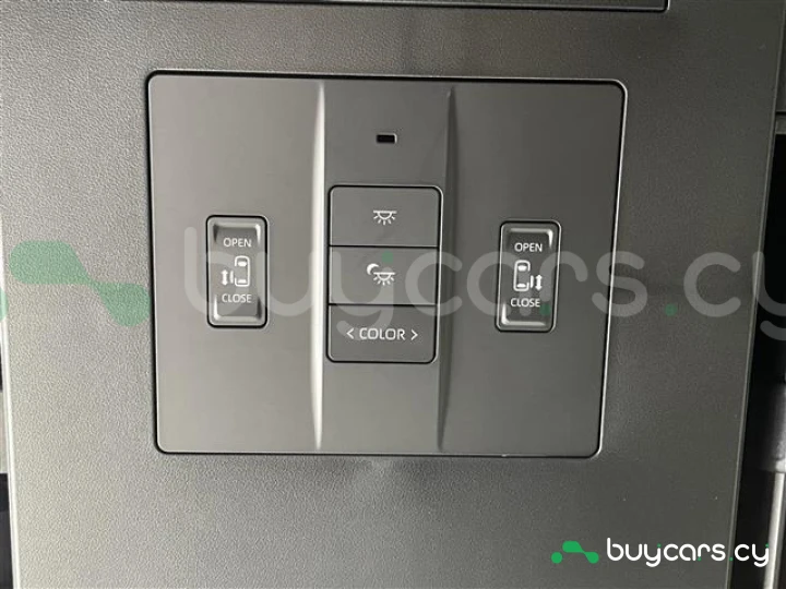 Toyota Alphard White