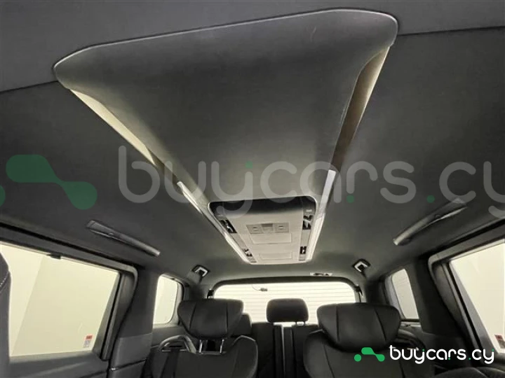 Toyota Alphard White