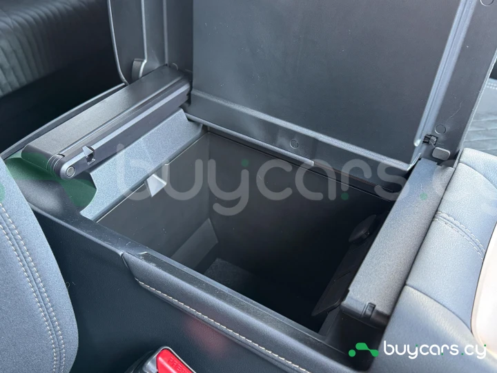 Toyota Alphard Black