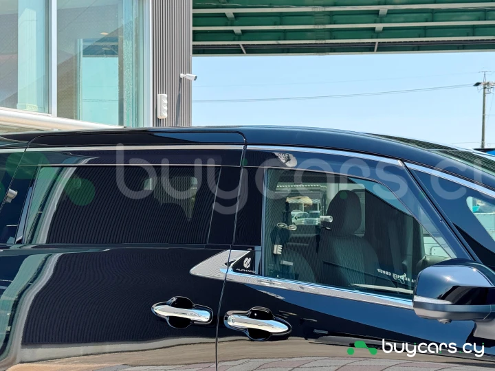 Toyota Alphard Black