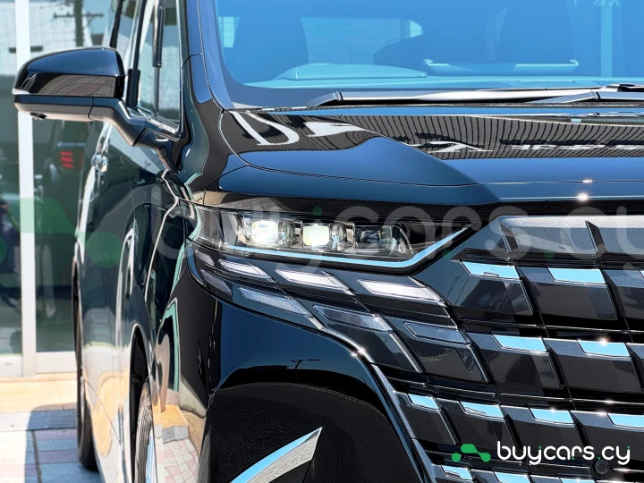 Toyota Alphard Black