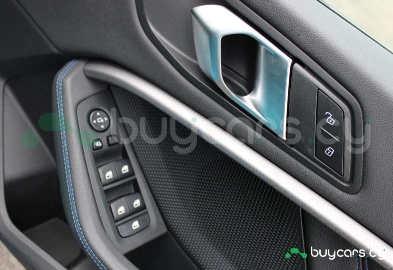 BMW 2 series Бирюзовый