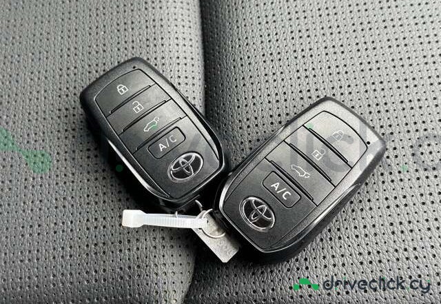 Toyota BZ4X Black