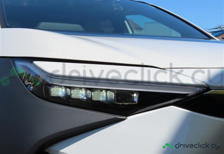 Toyota BZ4X White
