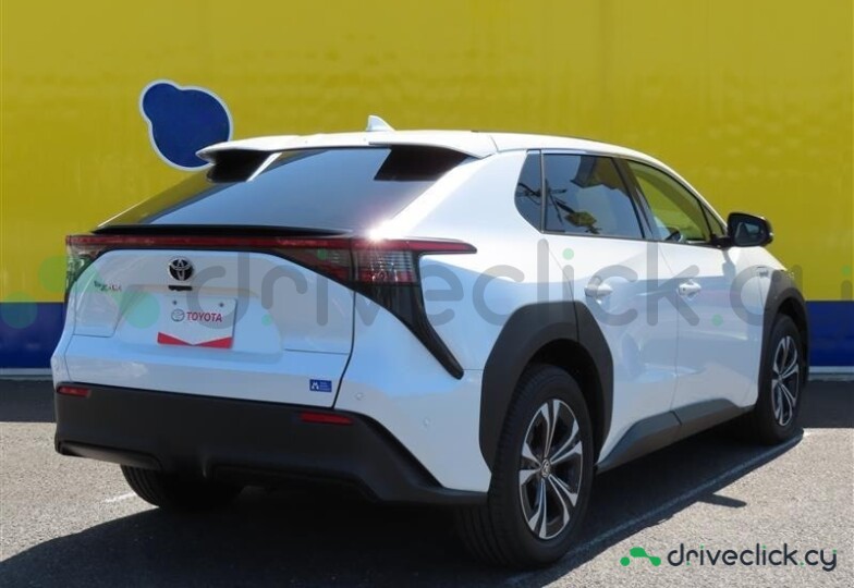 Toyota BZ4X White
