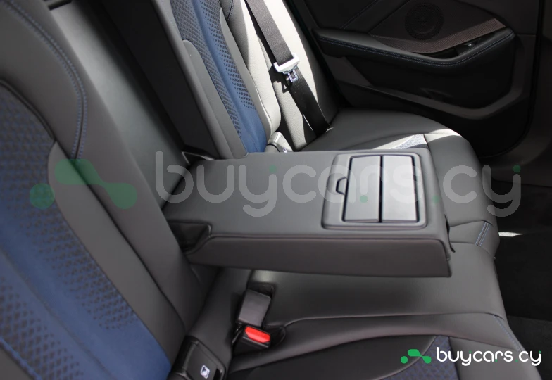 BMW 2 series Бирюзовый