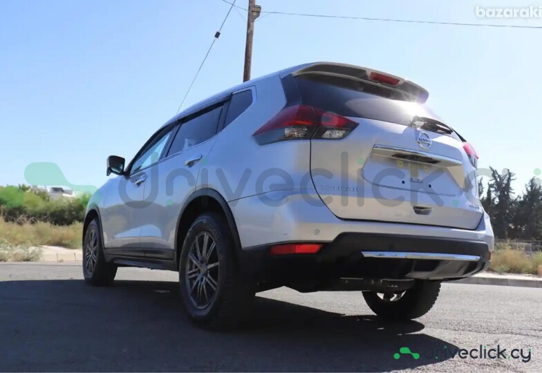 Nissan X-Trail Серый