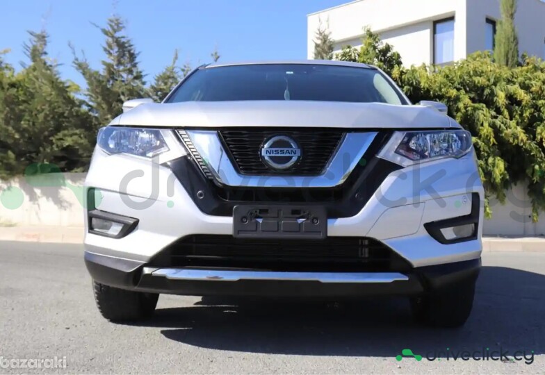 Nissan X-Trail Серый