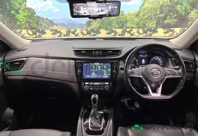 Nissan X-Trail Серый