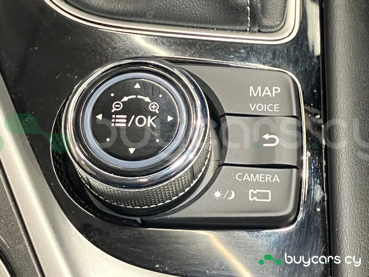 Nissan Skyline Black