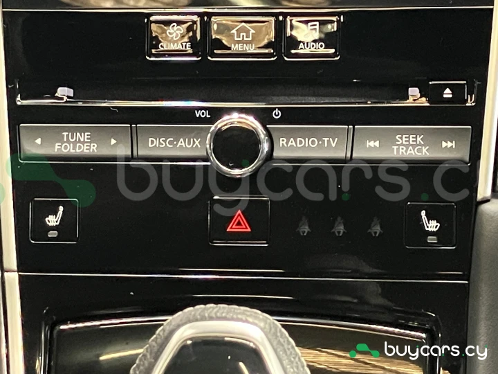 Nissan Skyline Black