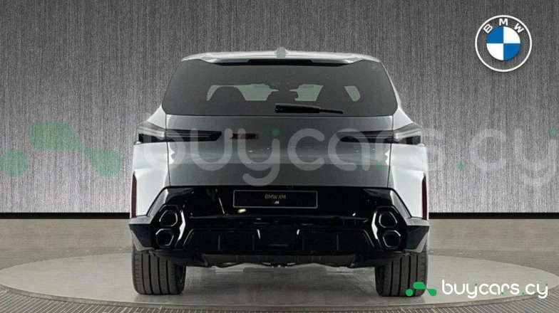 BMW XM Серый