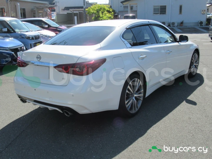 Nissan Skyline Белый