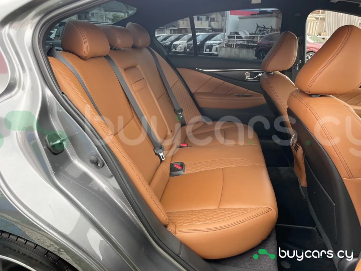 Nissan Skyline Серый