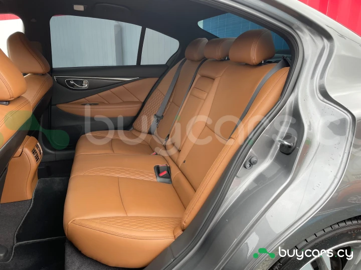 Nissan Skyline Серый