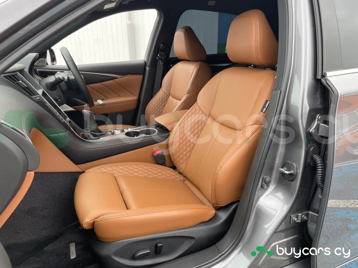 Nissan Skyline Серый