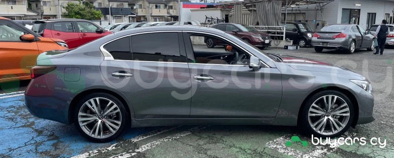 Nissan Skyline Серый