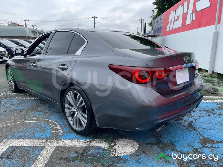 Nissan Skyline Серый