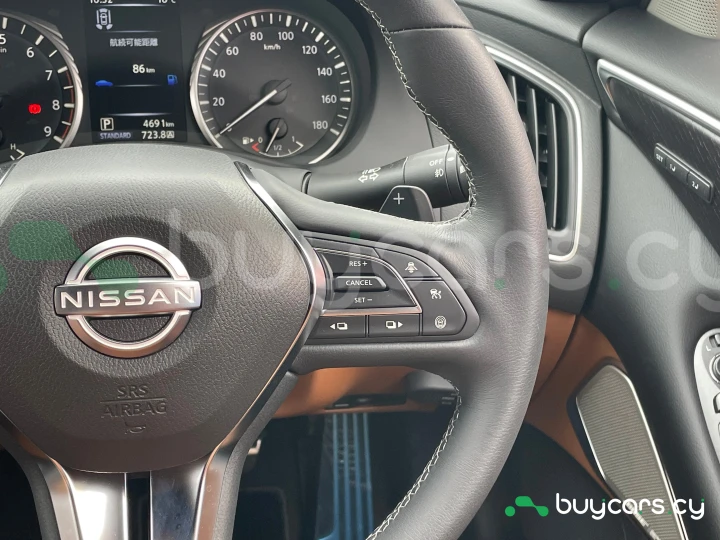 Nissan Skyline Серый