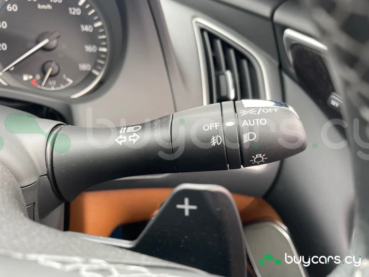 Nissan Skyline Серый