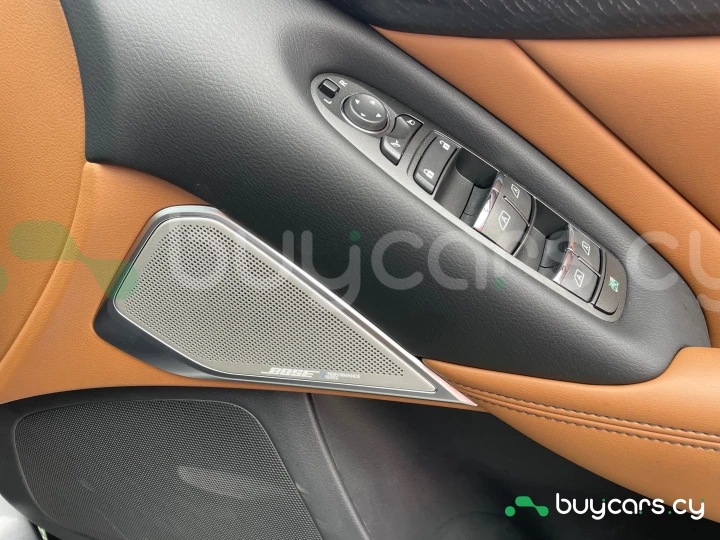 Nissan Skyline Серый