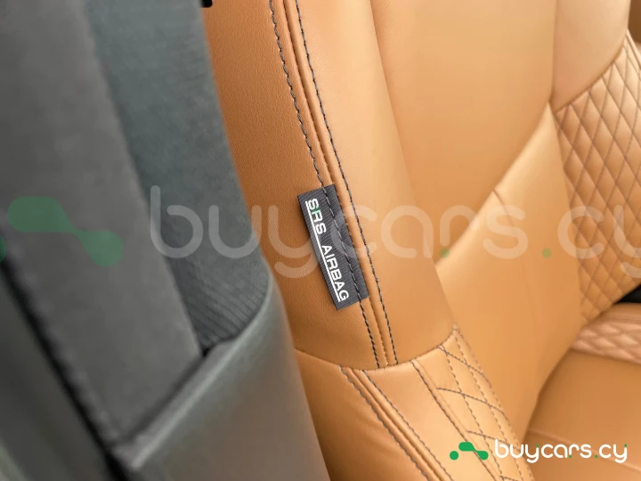 Nissan Skyline Серый