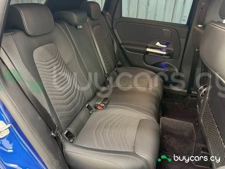 Mercedes B-class Blue