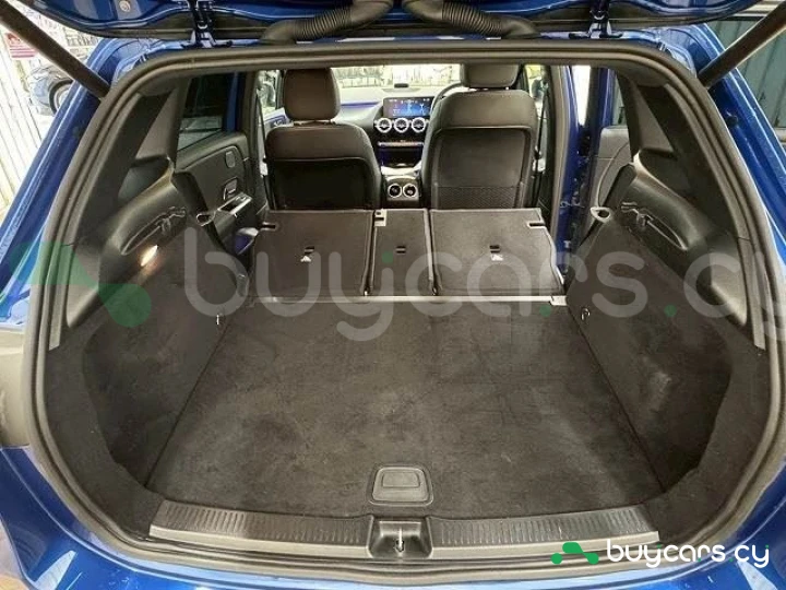 Mercedes B-class Blue