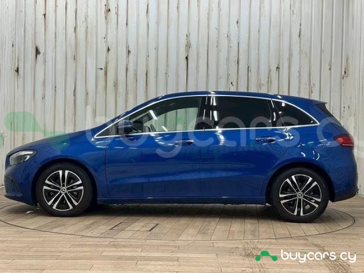Mercedes B-class Blue