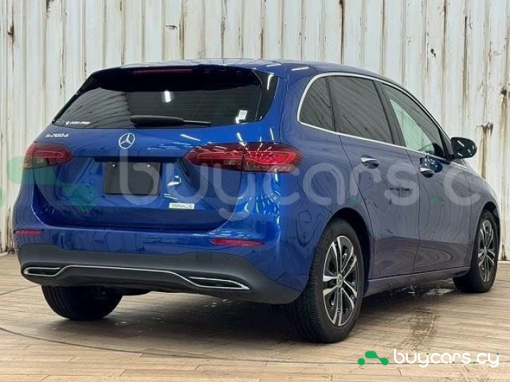 Mercedes B-class Blue