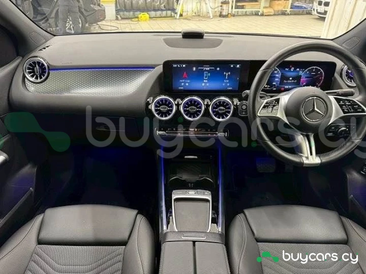 Mercedes B-class Blue